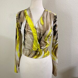 Privy Long Sleeve Wrap V Neck‎ Top